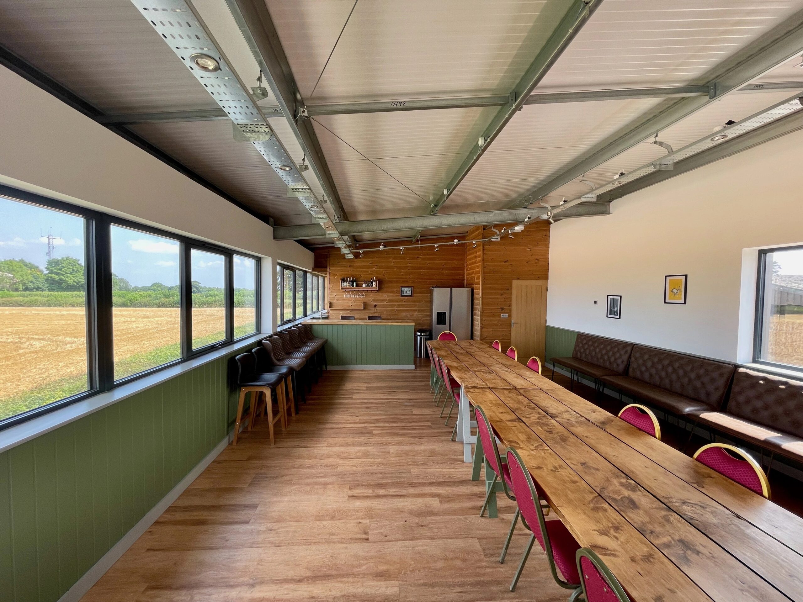 meeting-room-bar-view