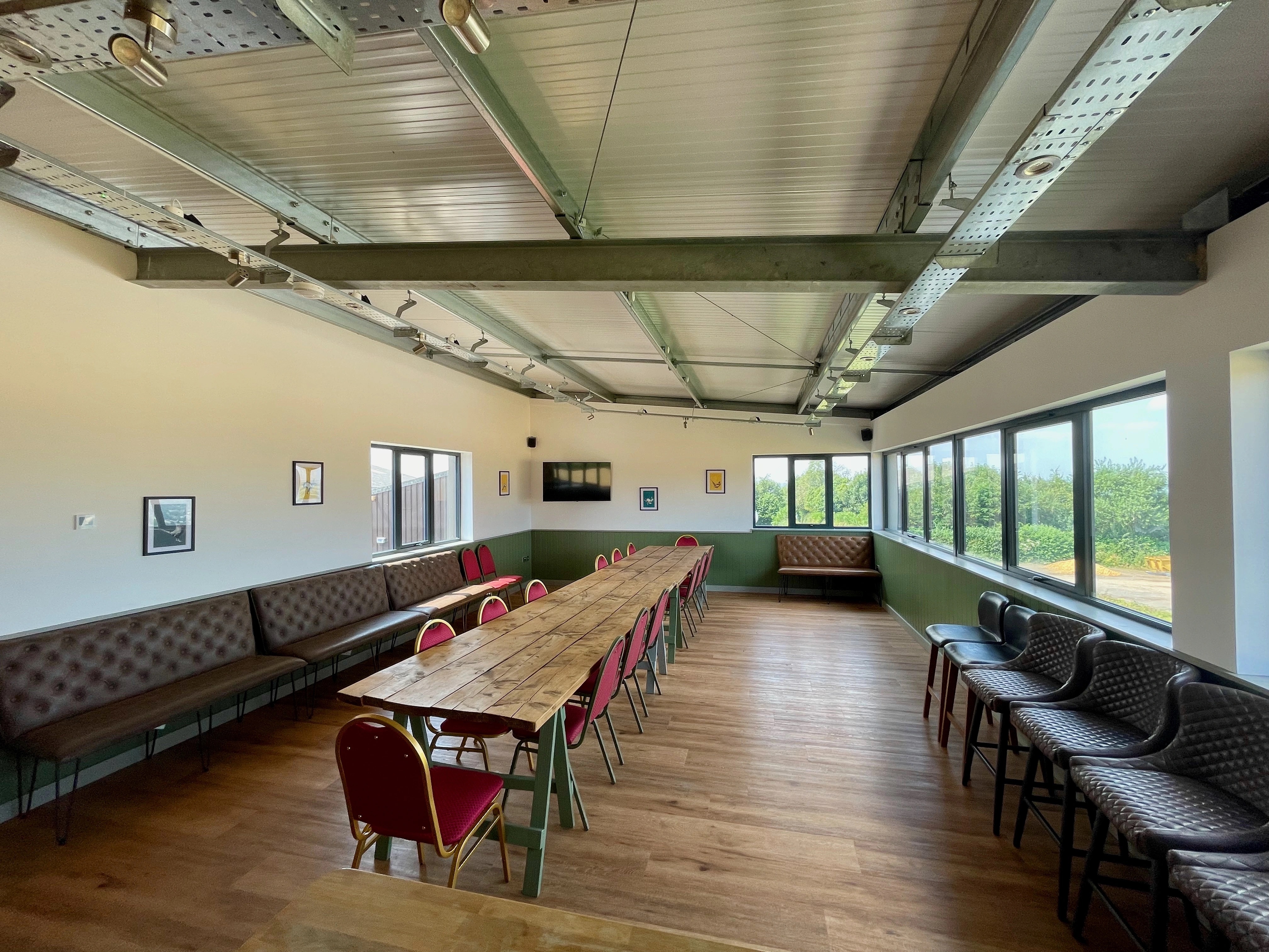 meeting-room-tv-view